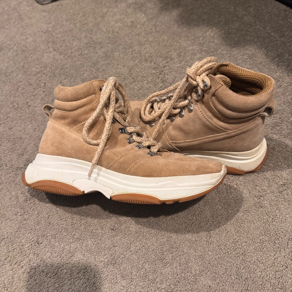Winnie Harlow X Steve Madden Suede Tan High-Top Hiking Sneakers Boots size 9